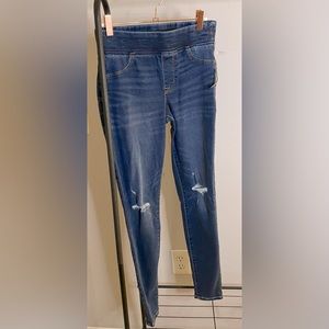 Old Navy Pull-on Mid-Rise Distressed Denim Jegging